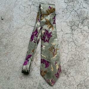 Cezani Silk Tie Preowned floral silk